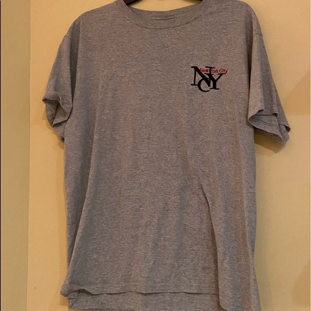 FRUIT OF THE LOOM EMBROIDERED NEW YORK CITY SHIRT